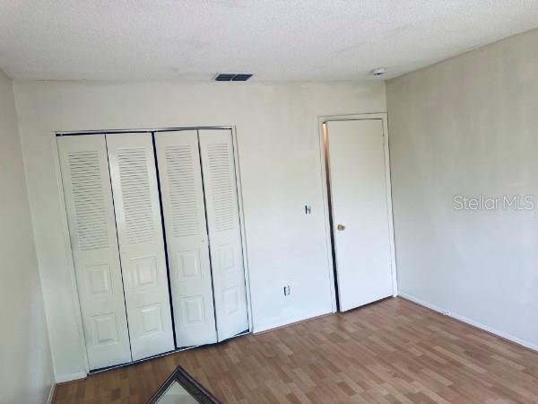 Image 9 of 13 For 7132 Waterside Drive 31