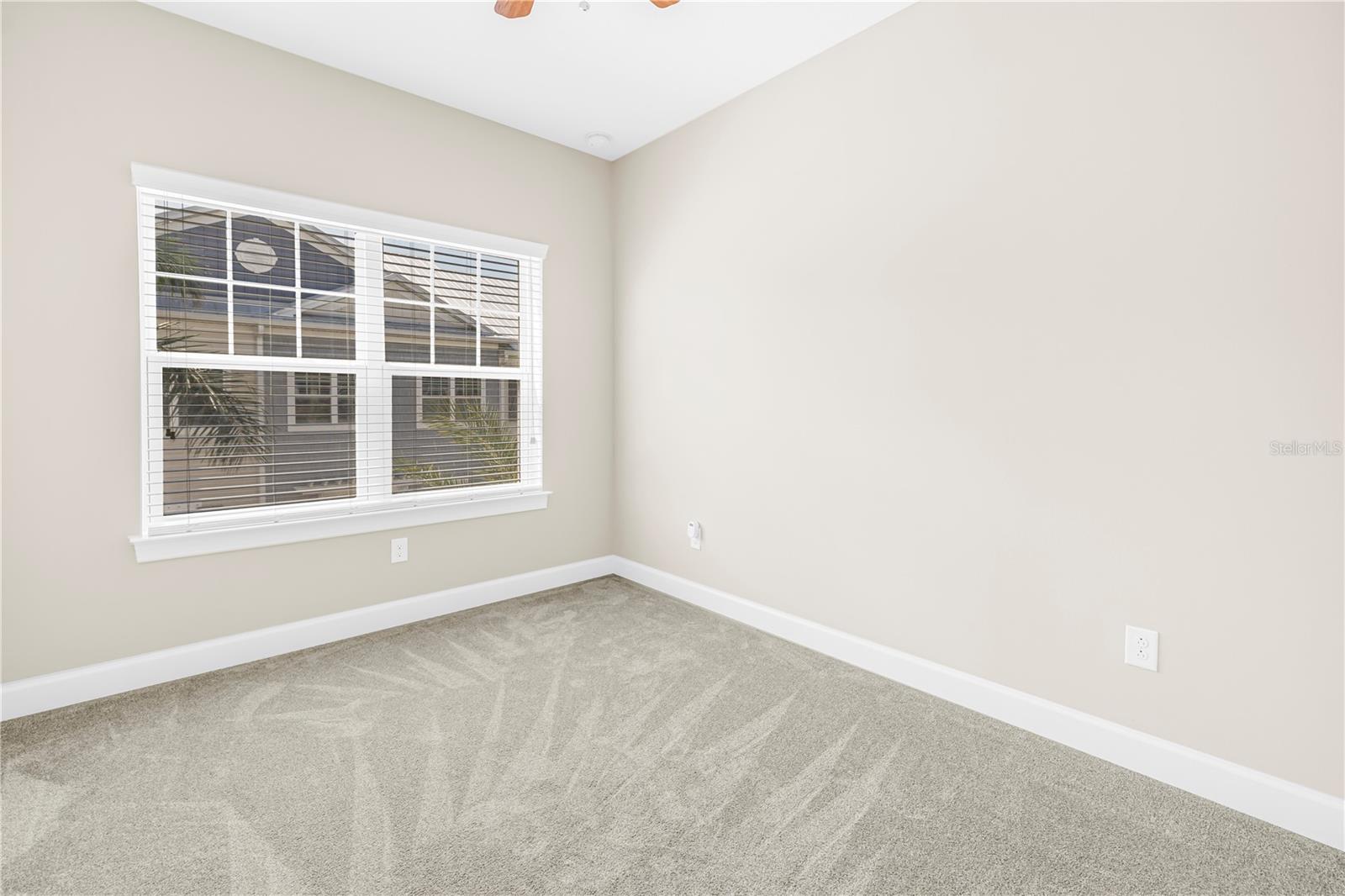 Image 37 of 60 For 3207 Nautical Place S