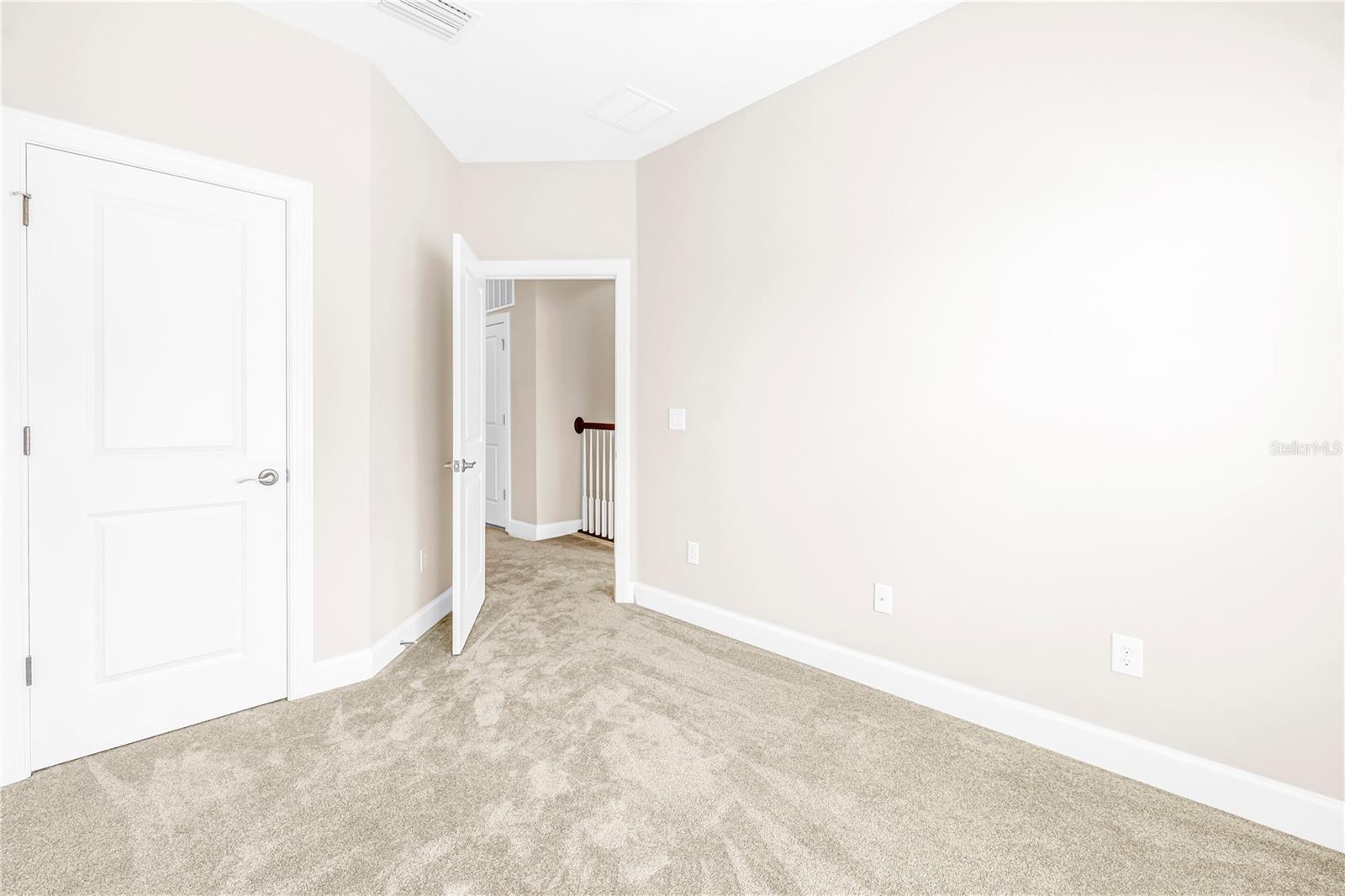 Image 38 of 60 For 3207 Nautical Place S