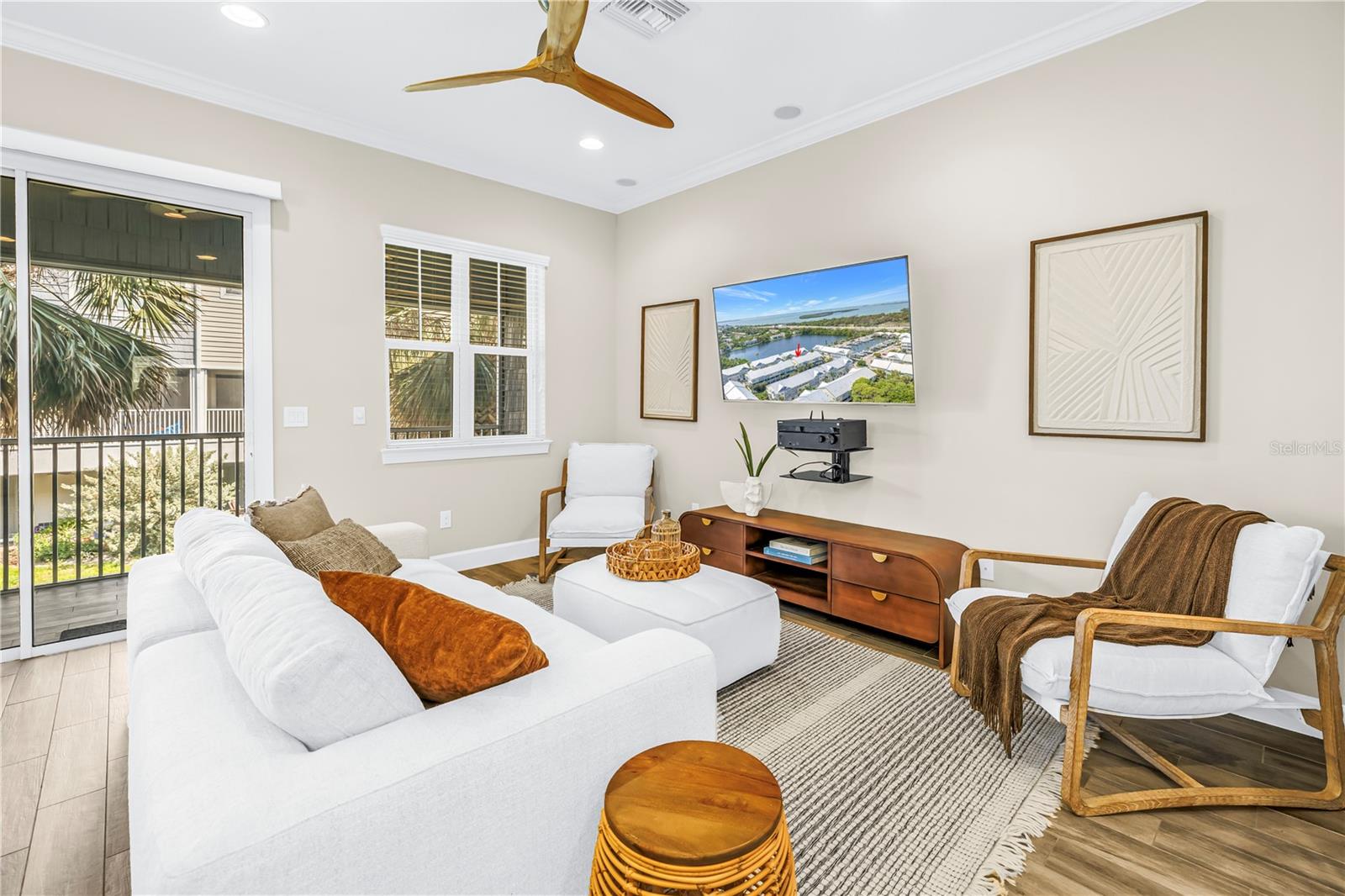 Image 6 of 60 For 3207 Nautical Place S