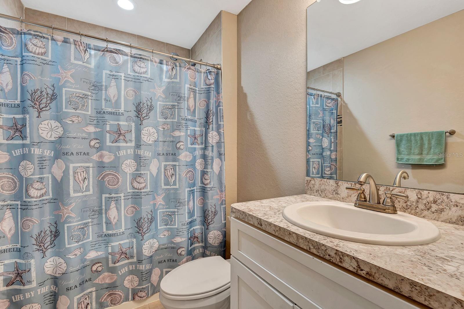 Image 14 of 34 For 1943 Elliott Street