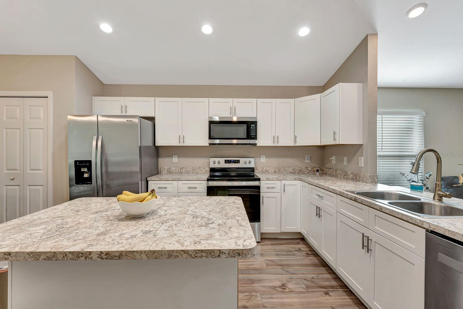 Image 8 of 34 For 1943 Elliott Street