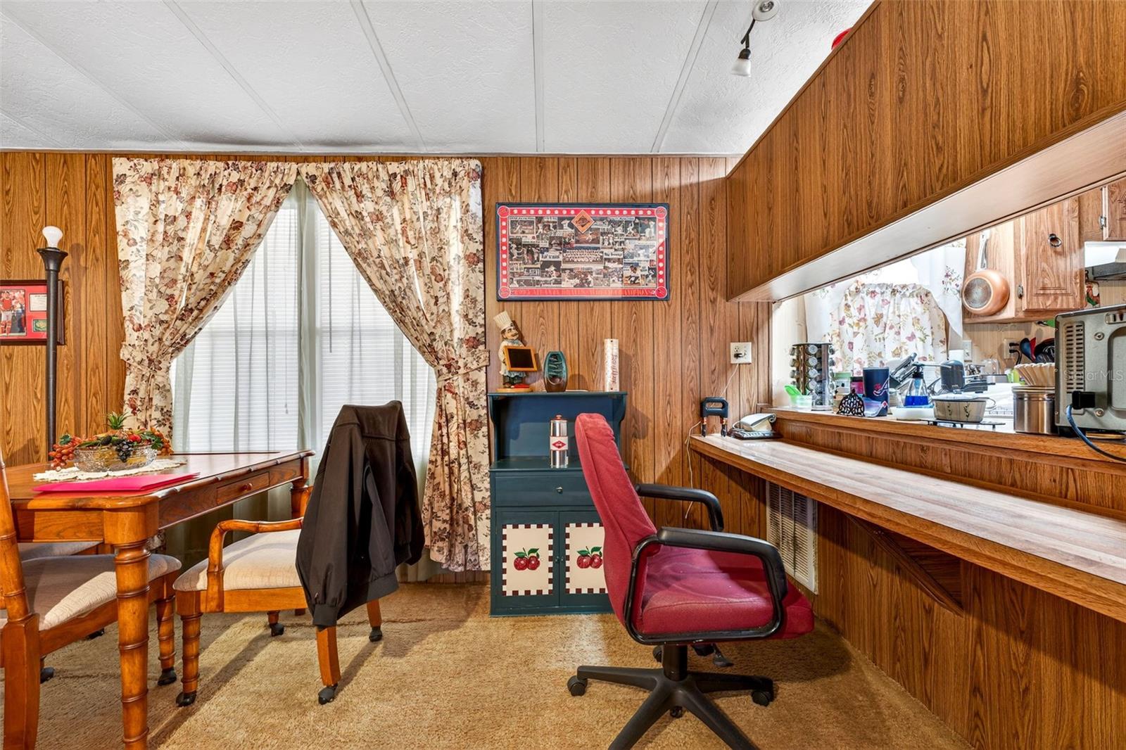 Image 3 of 19 For 10510 Bay Hills Circle