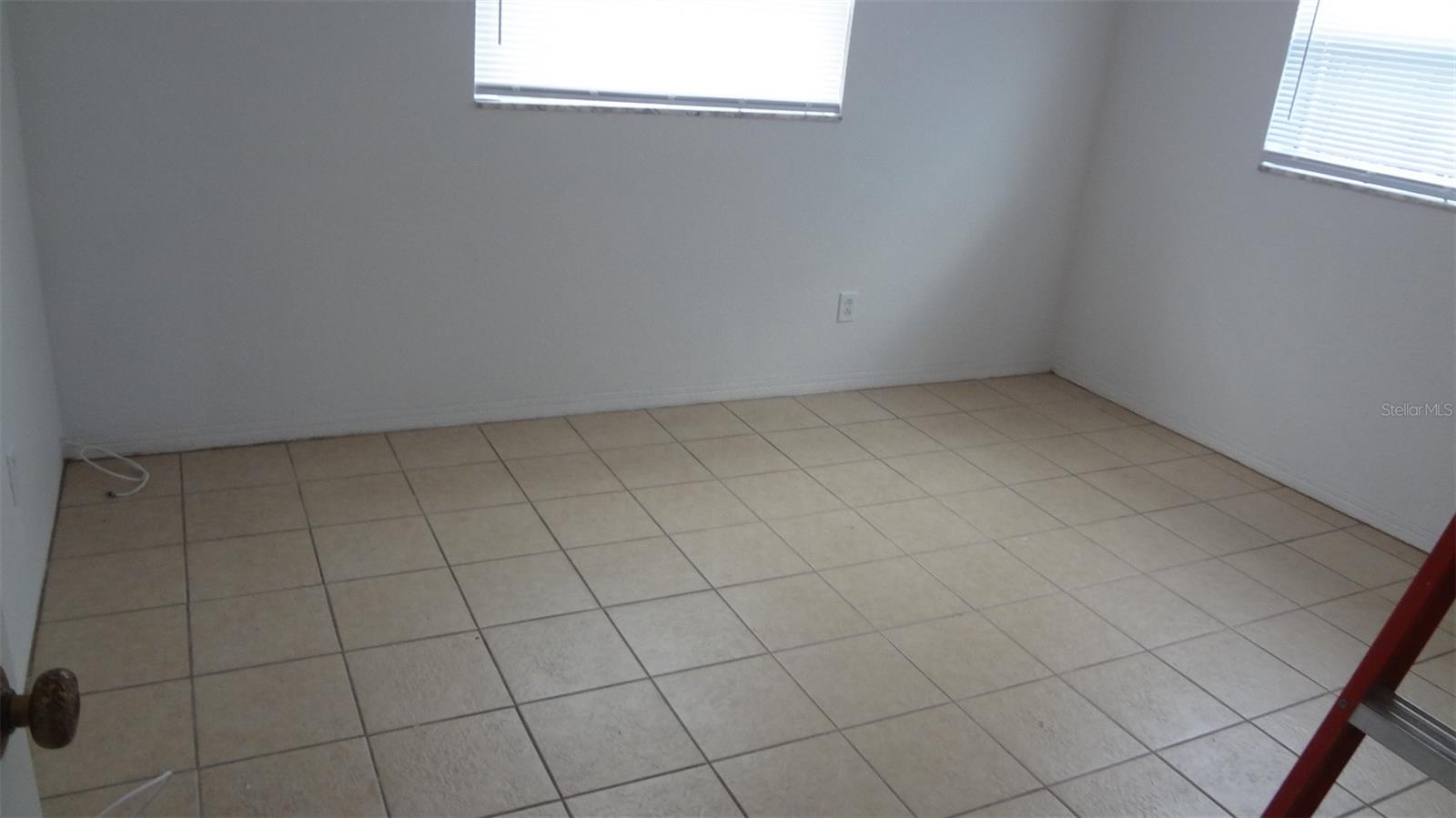 Image 5 of 10 For 5342 22nd Avenue N