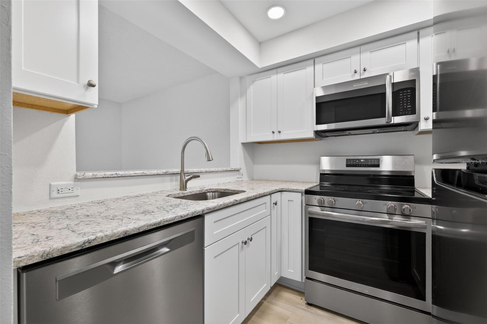 Image 7 of 38 For 200 1st Ave  107