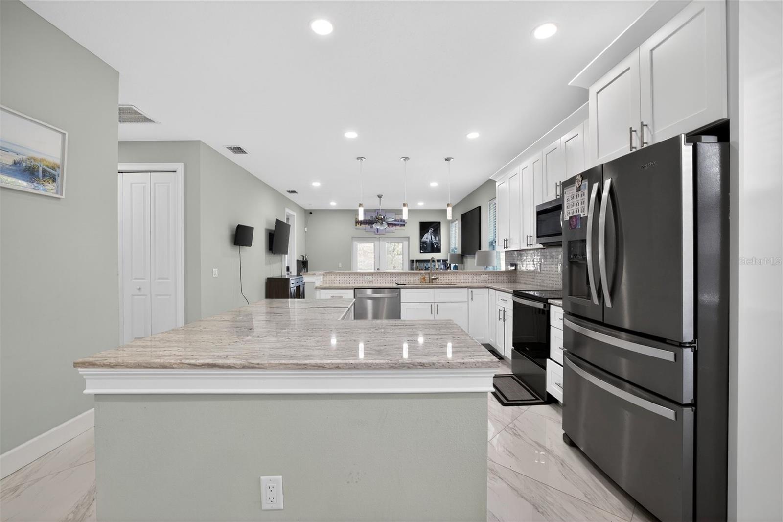 Image 15 of 38 For 711 28th Avenue S