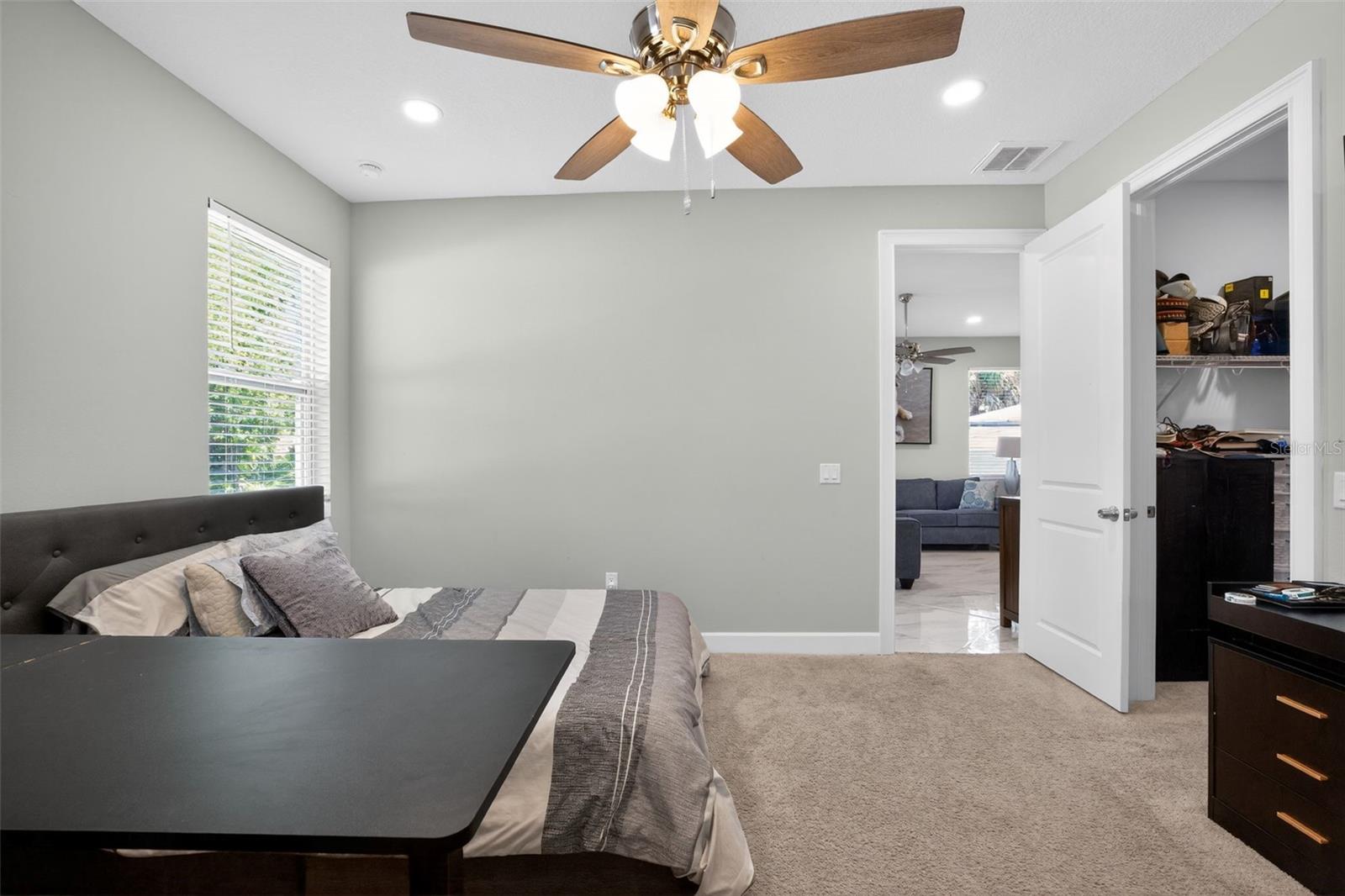 Image 21 of 38 For 711 28th Avenue S