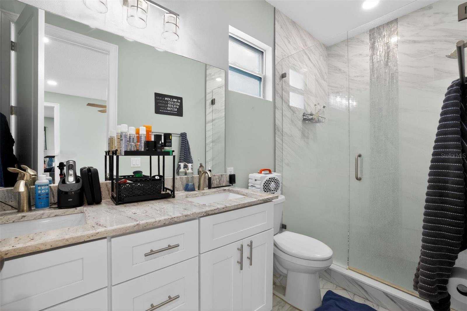 Image 23 of 38 For 711 28th Avenue S