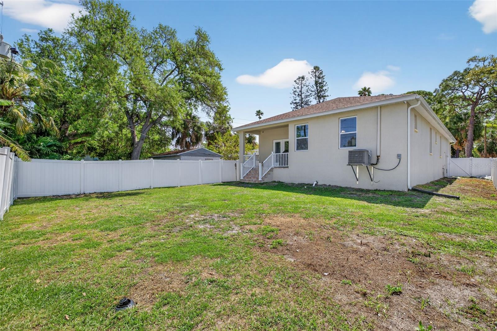 Image 37 of 38 For 711 28th Avenue S