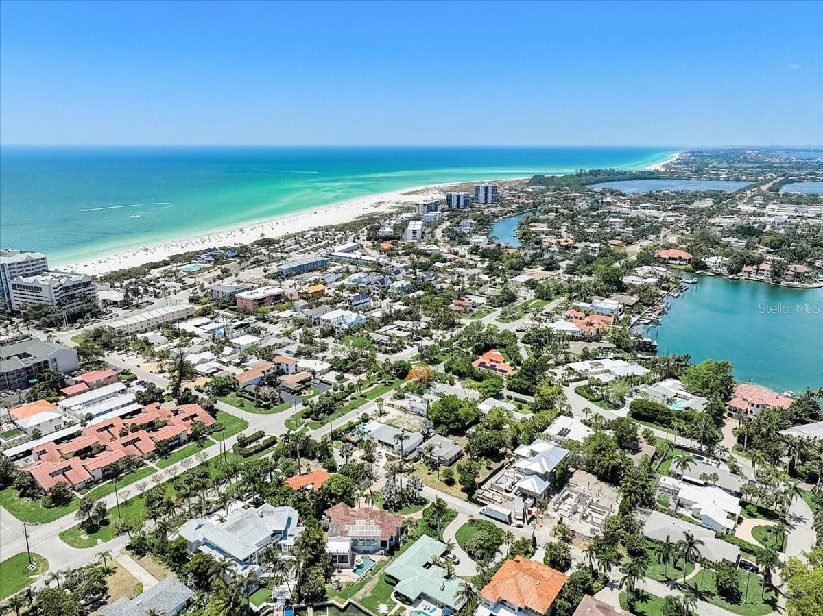 Image 14 of 23 For 722 Blvd Of The Presidents  105