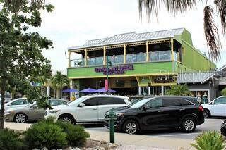 Image 20 of 23 For 722 Blvd Of The Presidents  105