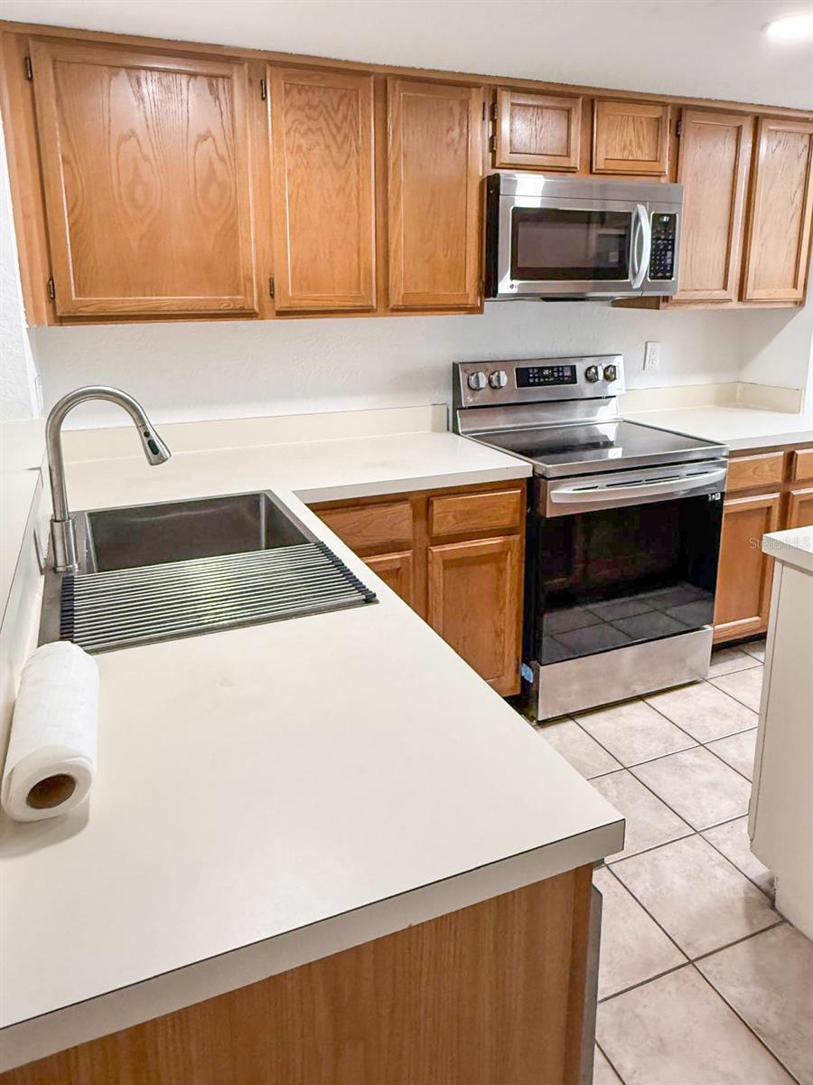 Image 14 of 37 For 7522 Hollowell Drive