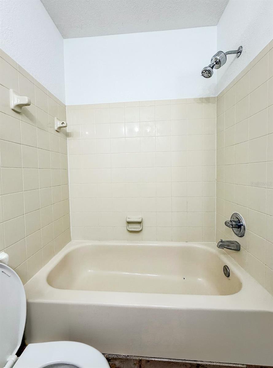 Image 22 of 37 For 7522 Hollowell Drive