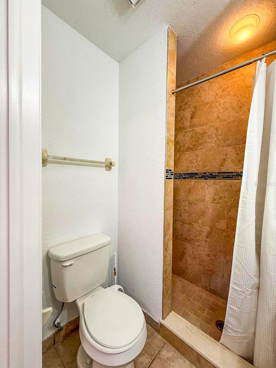 Image 28 of 37 For 7522 Hollowell Drive