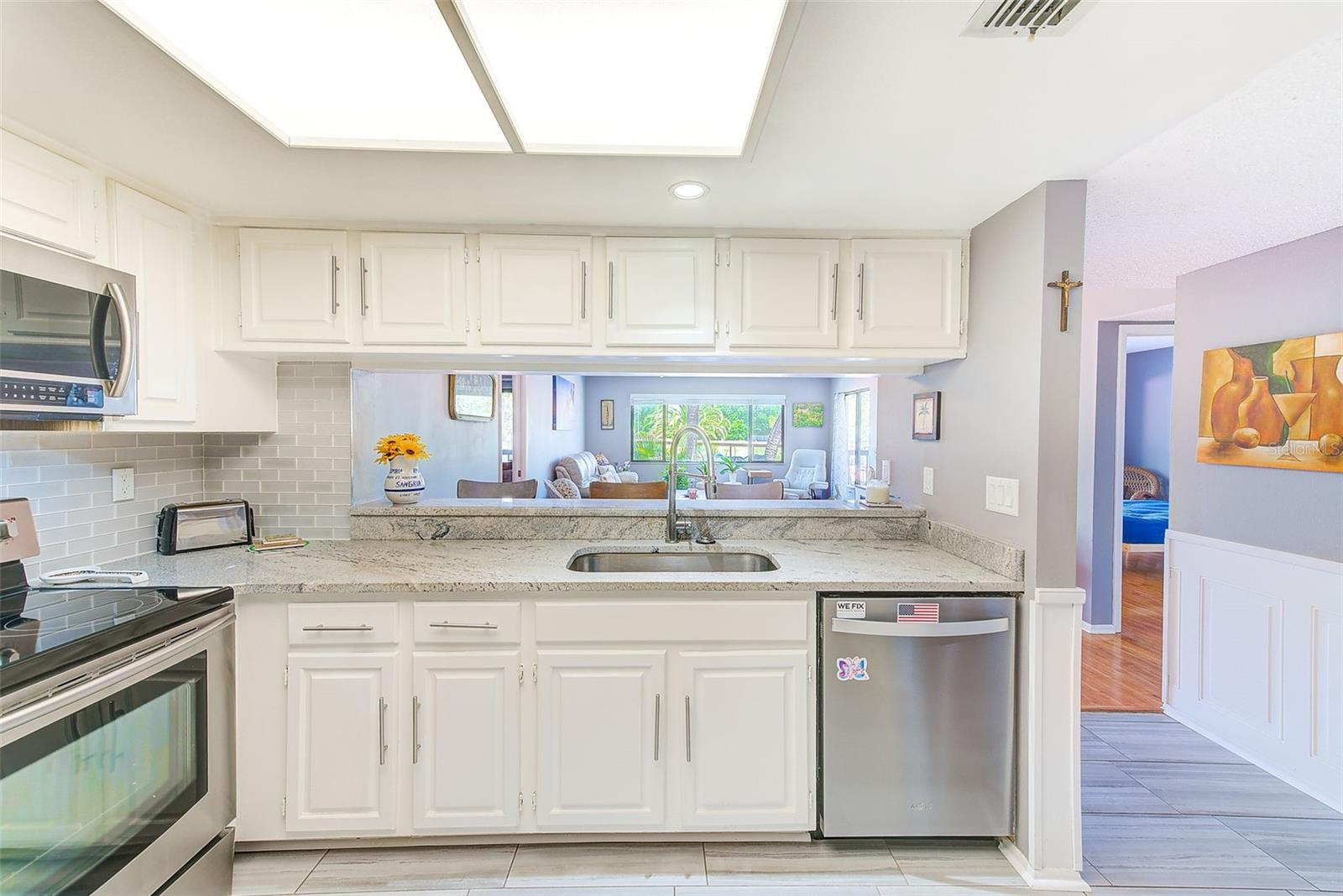 Image 12 of 26 For 2593 Countryside Boulevard 7206