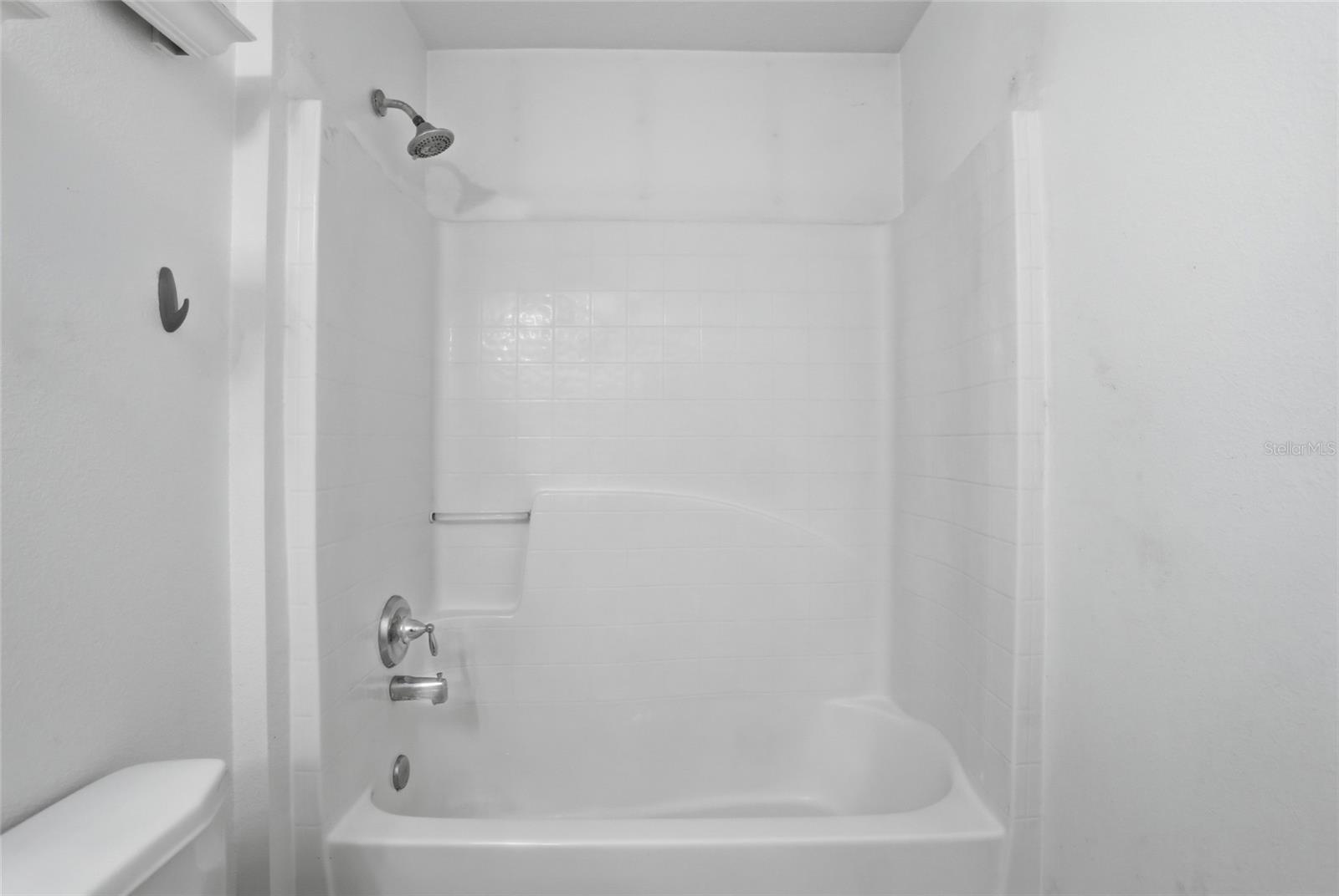 Image 14 of 37 For 2232 Archer Boulevard