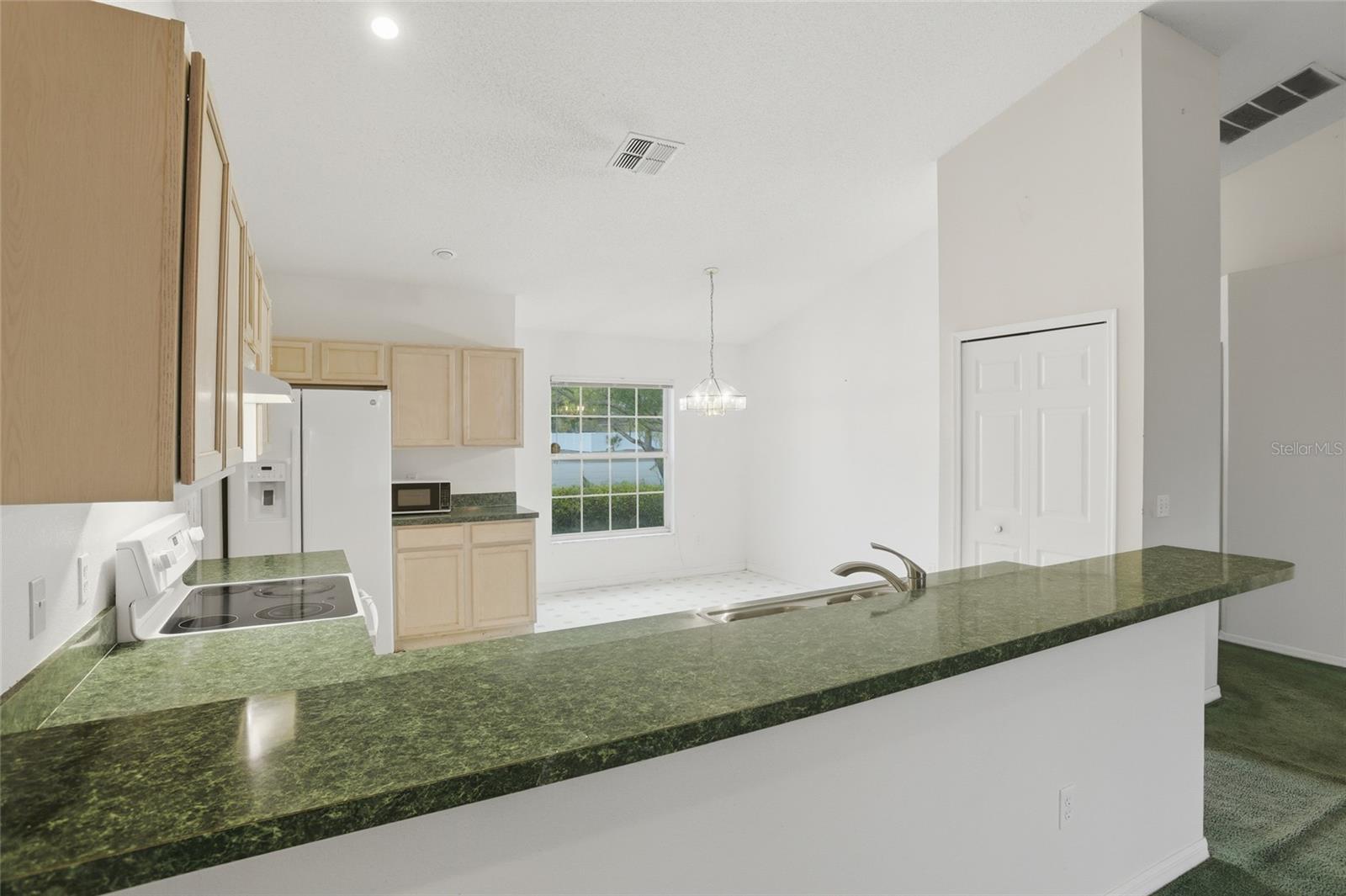 Image 17 of 37 For 2232 Archer Boulevard