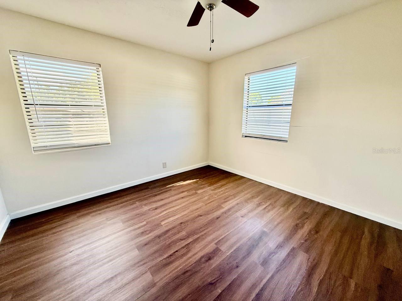 Image 19 of 26 For 4109 Wallace Avenue