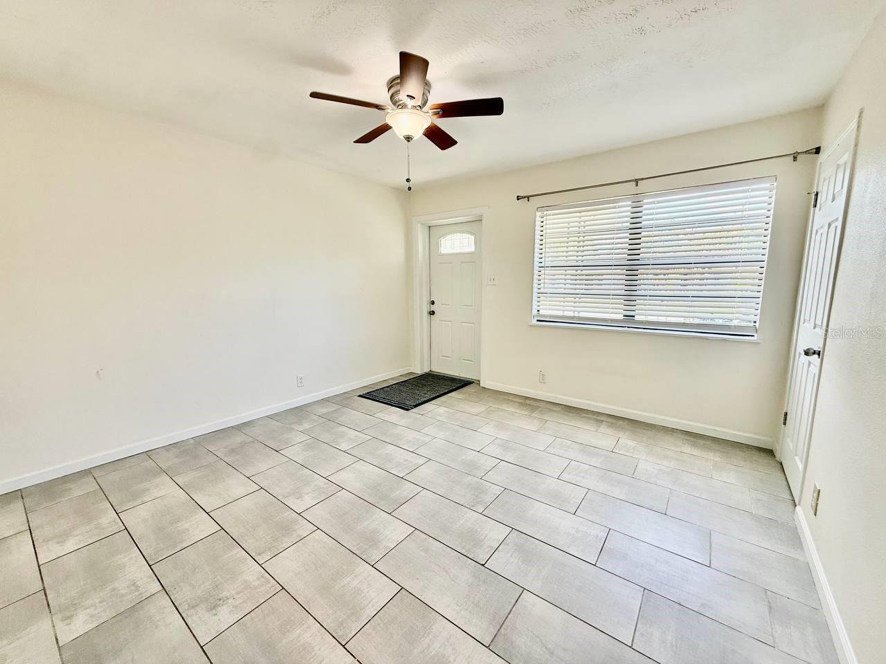 Image 6 of 26 For 4109 Wallace Avenue