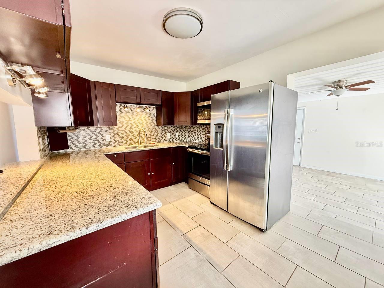 Image 7 of 26 For 4109 Wallace Avenue