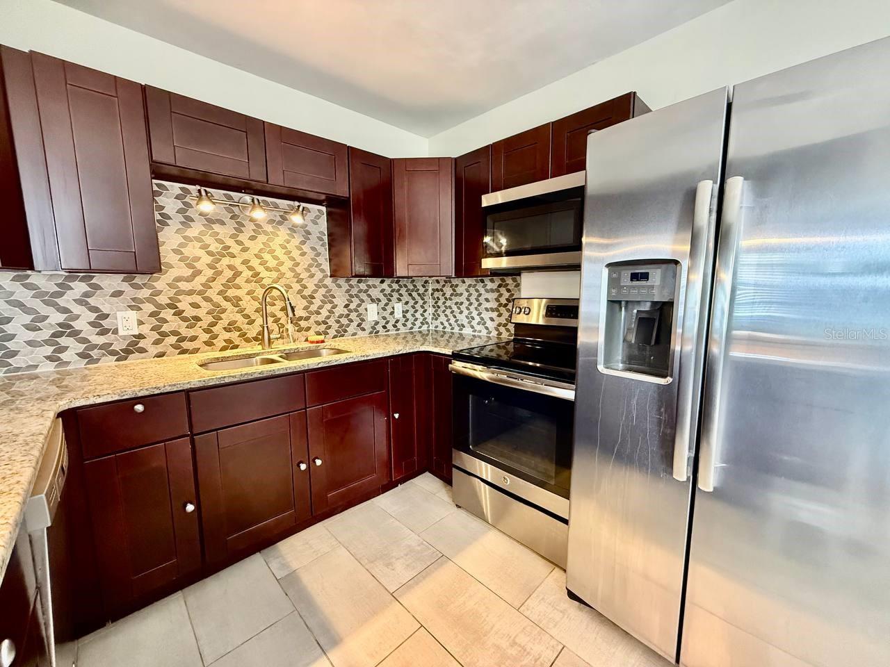 Image 9 of 26 For 4109 Wallace Avenue