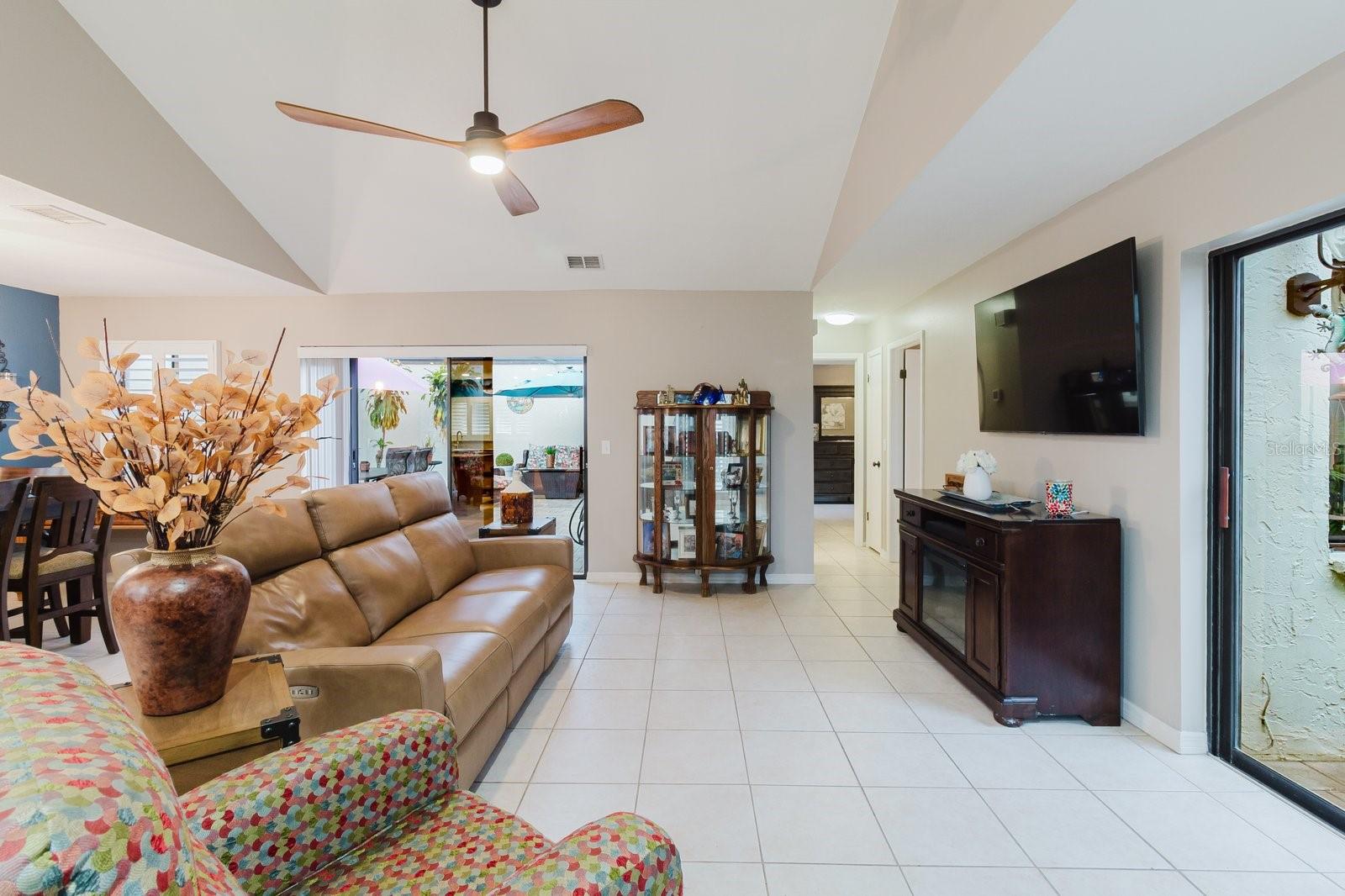 Image 10 of 21 For 4603 Stonehaven Place