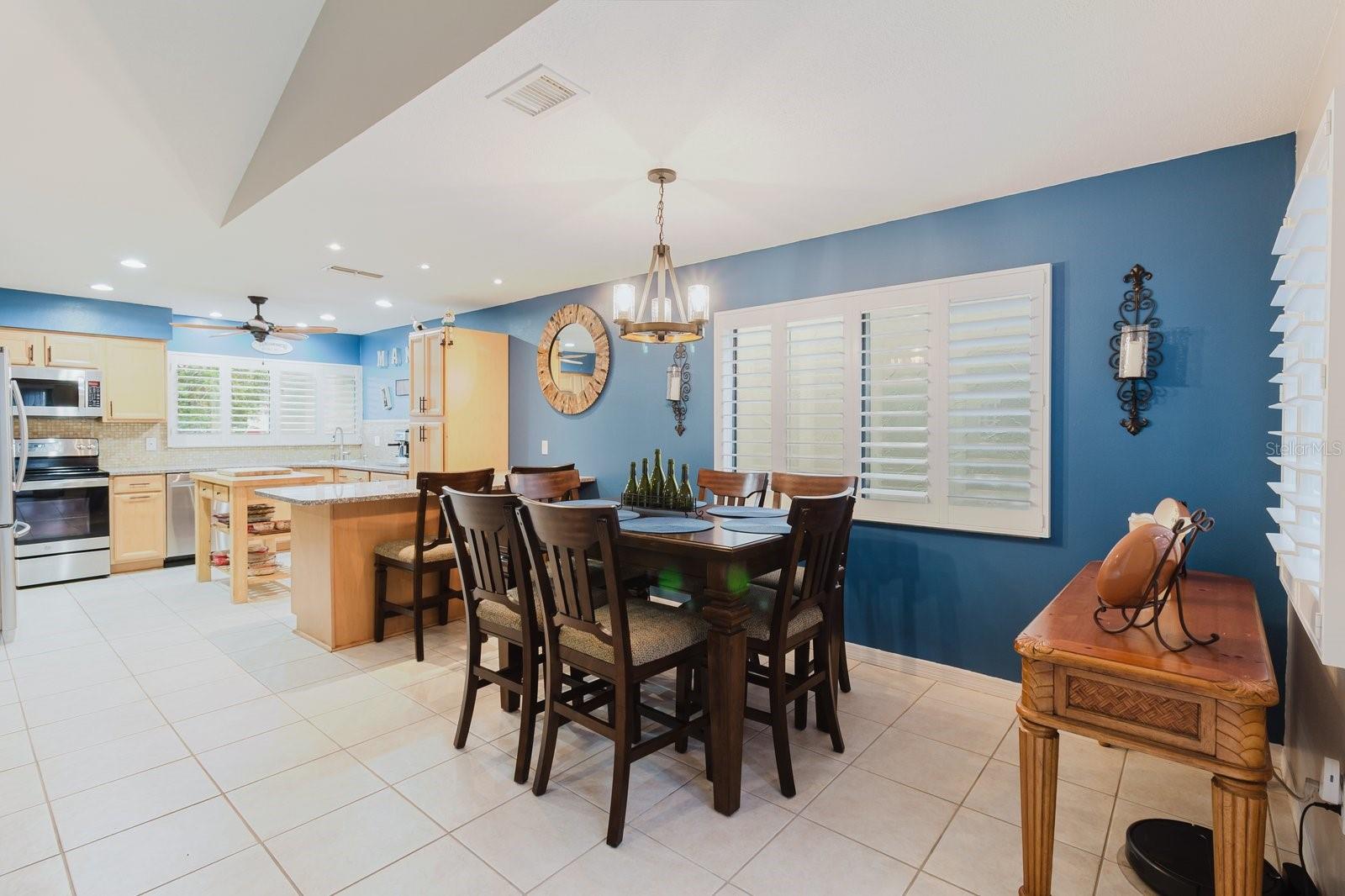 Image 11 of 21 For 4603 Stonehaven Place