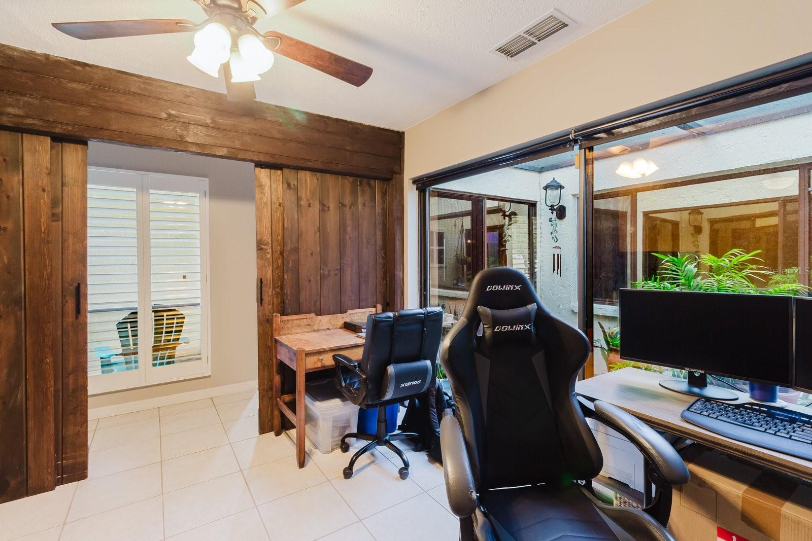 Image 18 of 21 For 4603 Stonehaven Place