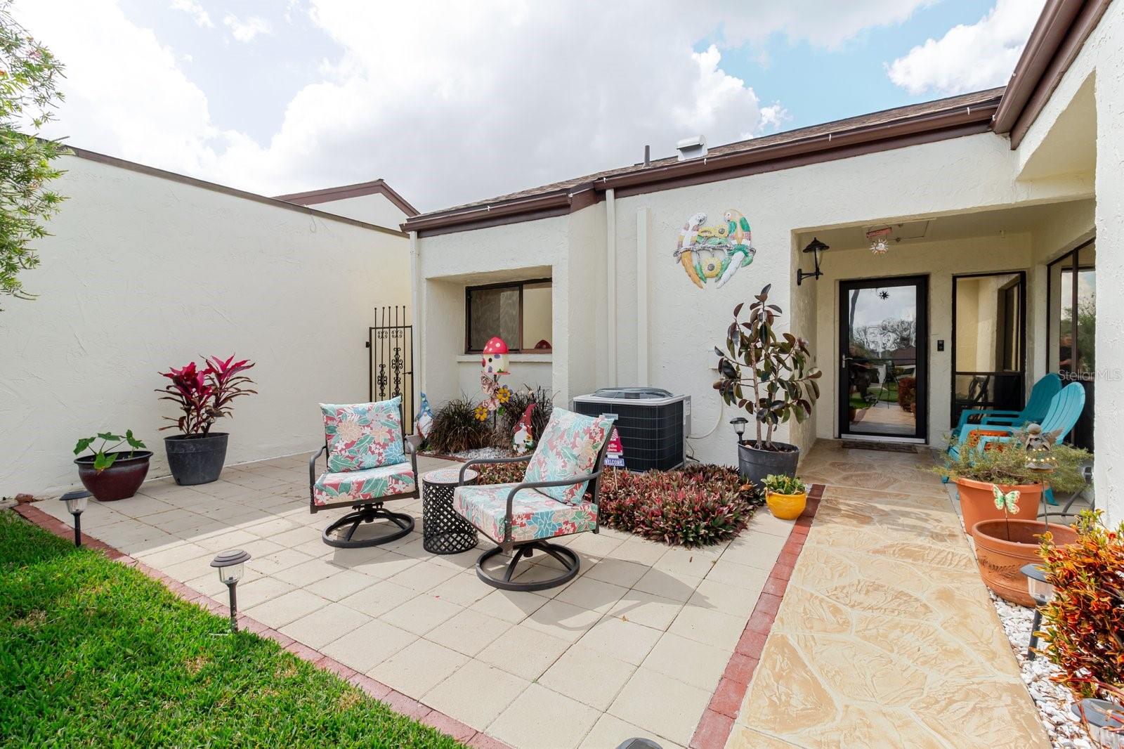 Image 4 of 21 For 4603 Stonehaven Place