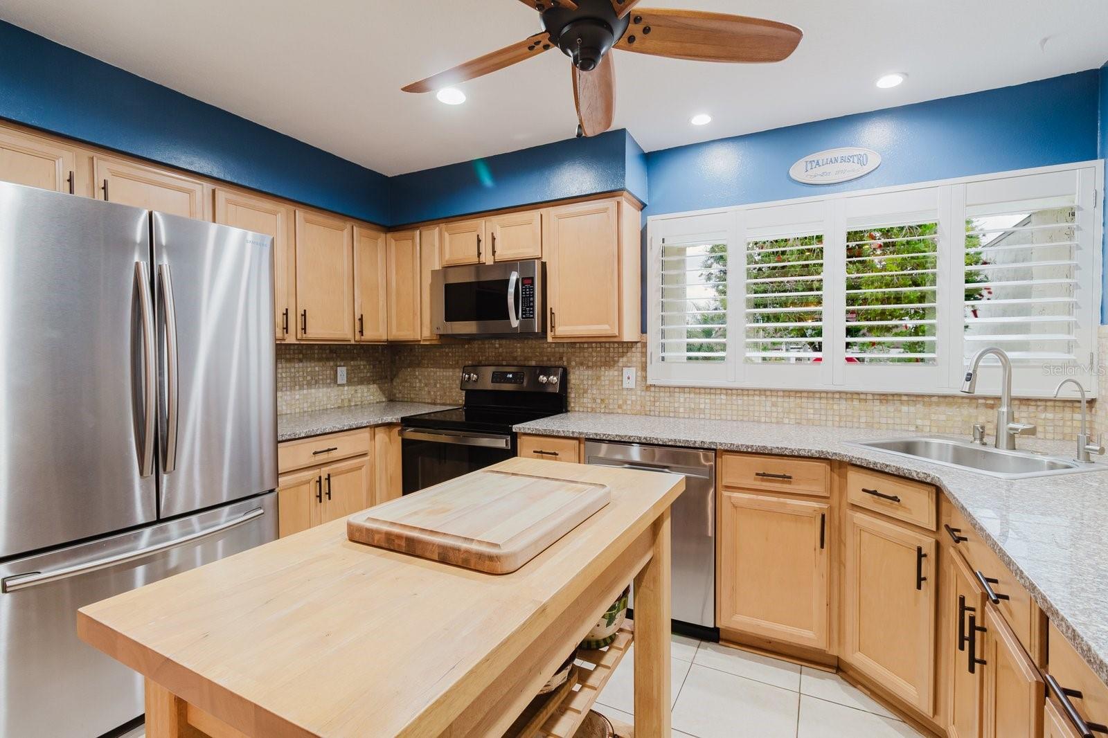 Image 6 of 21 For 4603 Stonehaven Place