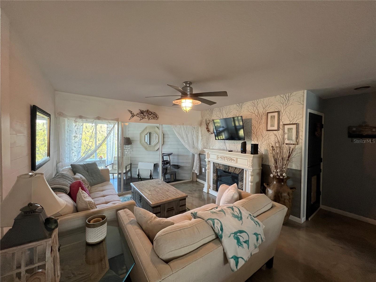 Image 15 of 58 For 1500 Sunset Road C4