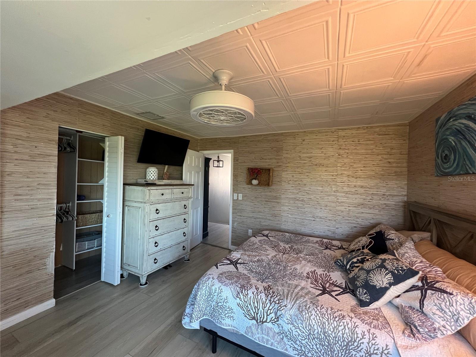 Image 24 of 58 For 1500 Sunset Road C4