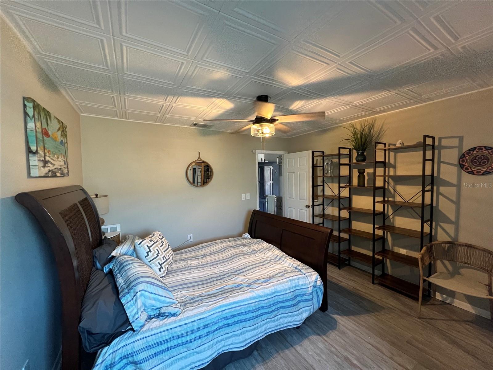 Image 30 of 58 For 1500 Sunset Road C4