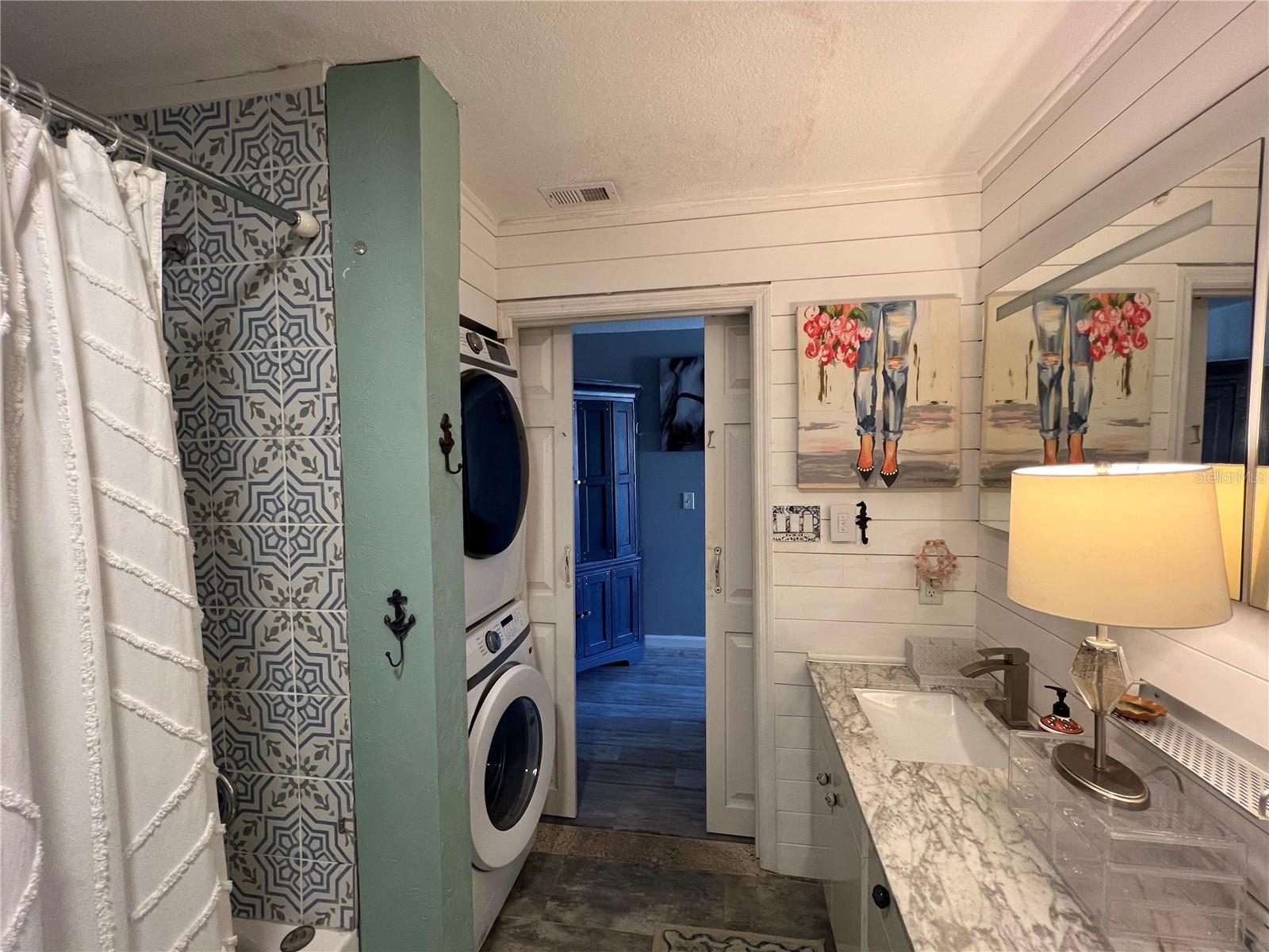 Image 32 of 58 For 1500 Sunset Road C4