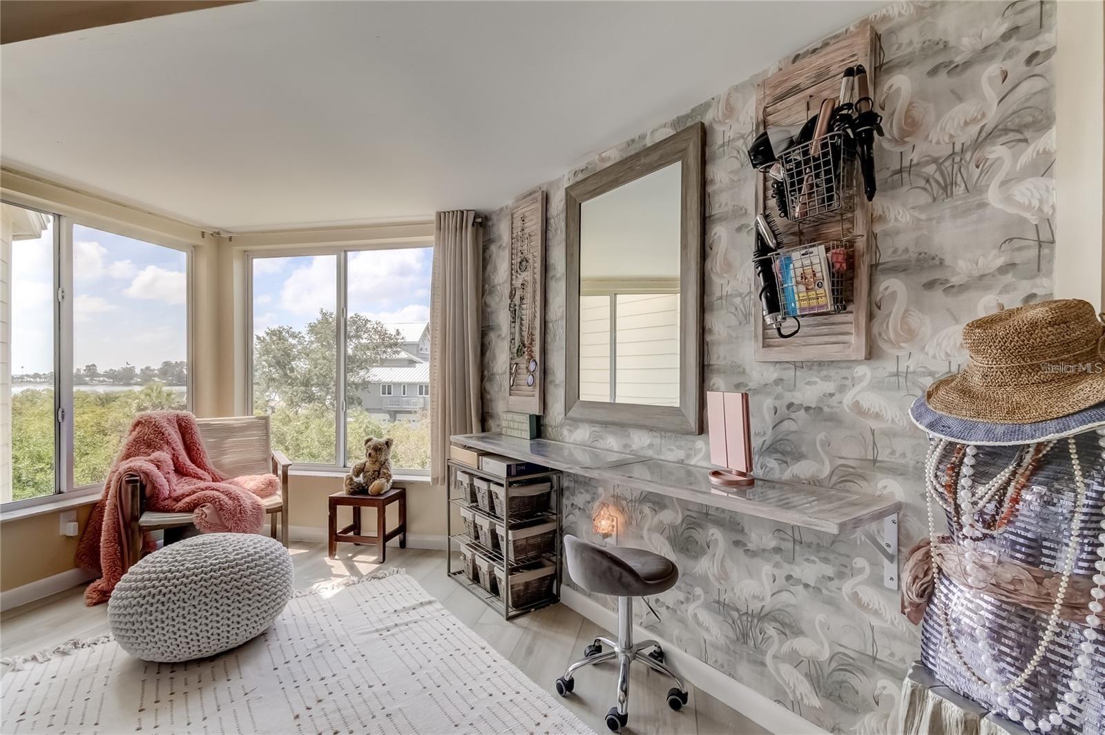 Image 40 of 58 For 1500 Sunset Road C4