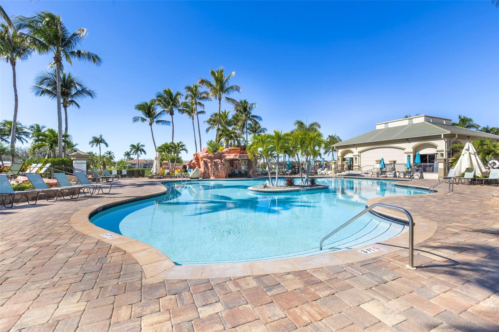 Image 30 of 41 For 8500 Legends Boulevard 305