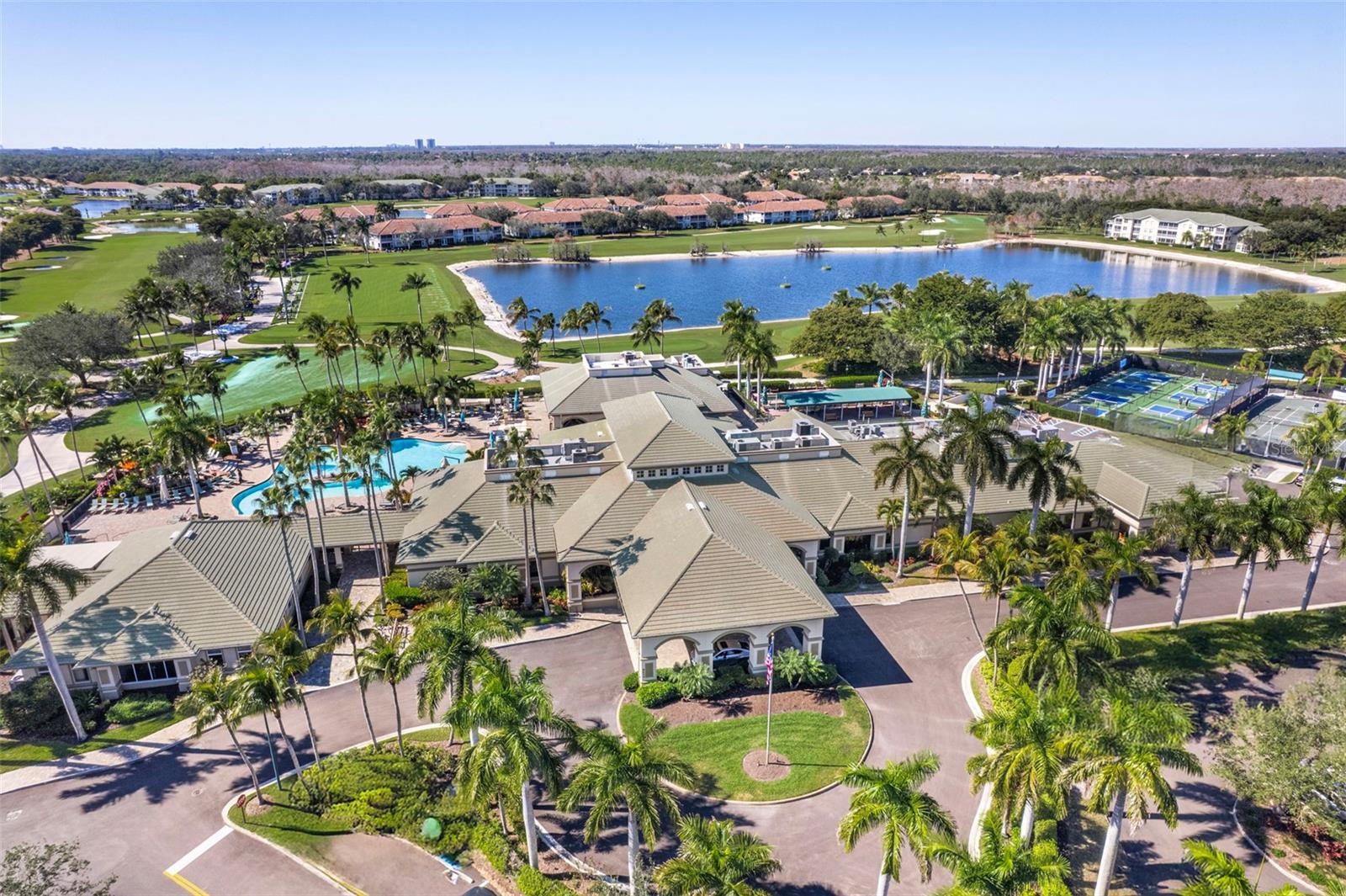 Image 35 of 41 For 8500 Legends Boulevard 305