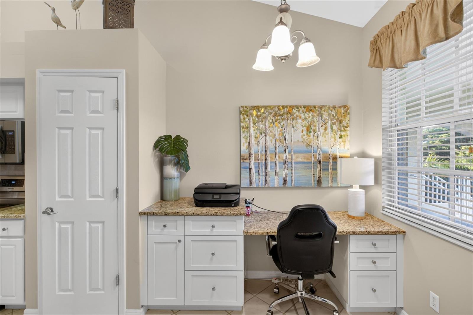 Image 7 of 41 For 8500 Legends Boulevard 305