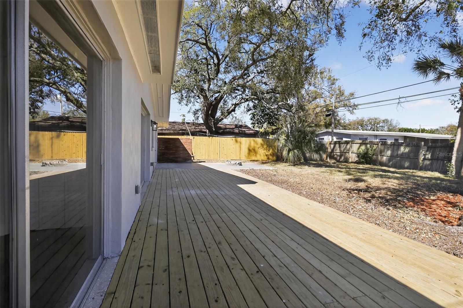 Image 31 of 43 For 1321 Murray Avenue