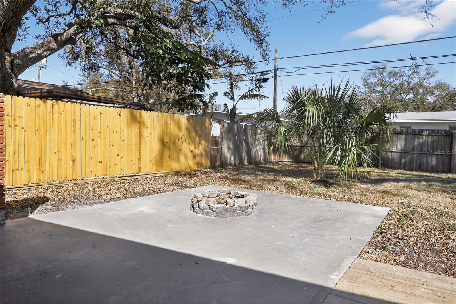 Image 34 of 43 For 1321 Murray Avenue