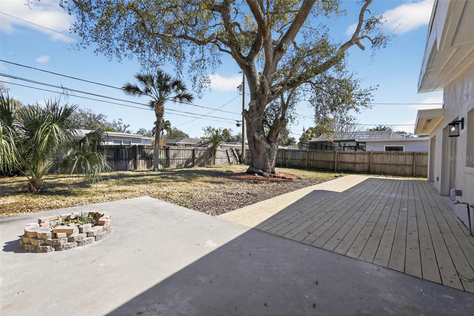 Image 36 of 43 For 1321 Murray Avenue