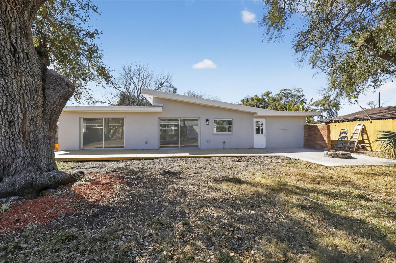 Image 37 of 43 For 1321 Murray Avenue