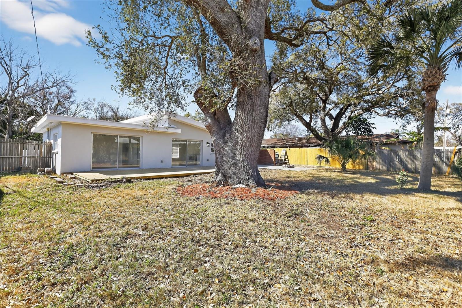 Image 39 of 43 For 1321 Murray Avenue