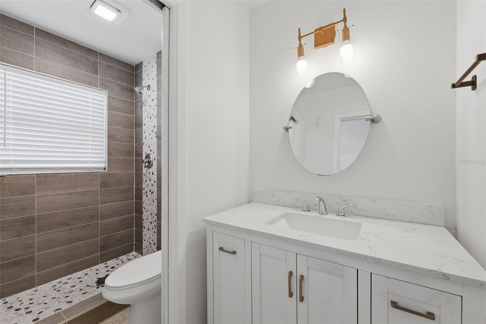 Image 27 of 61 For 7700 15th Way N