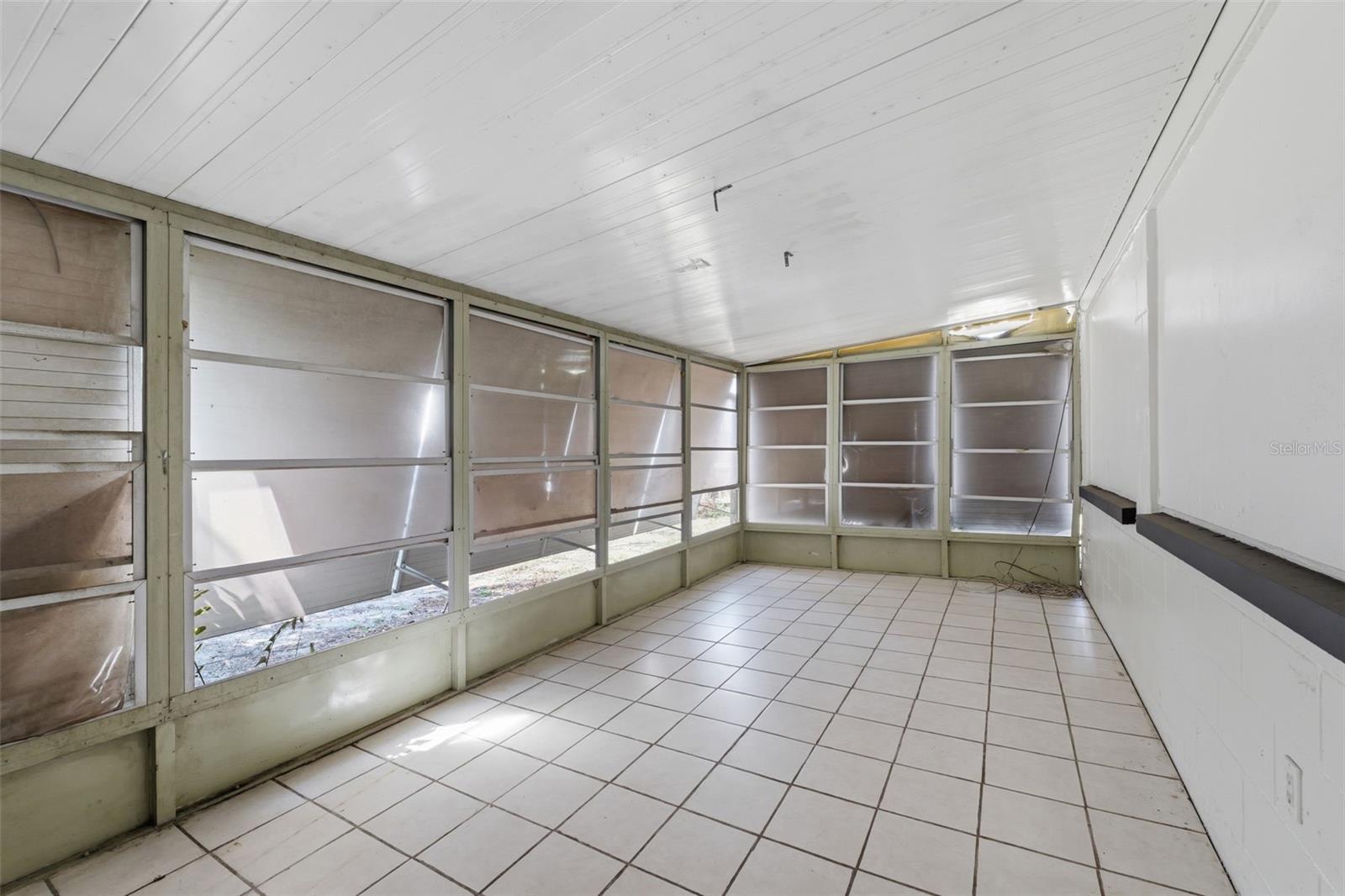 Image 34 of 61 For 7700 15th Way N