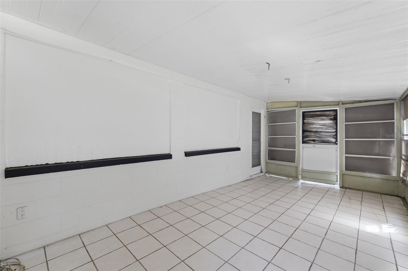 Image 36 of 61 For 7700 15th Way N