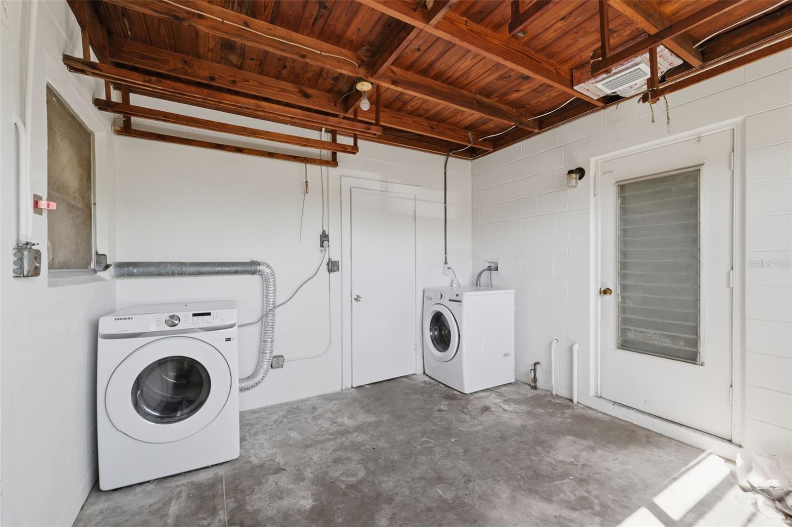 Image 54 of 61 For 7700 15th Way N