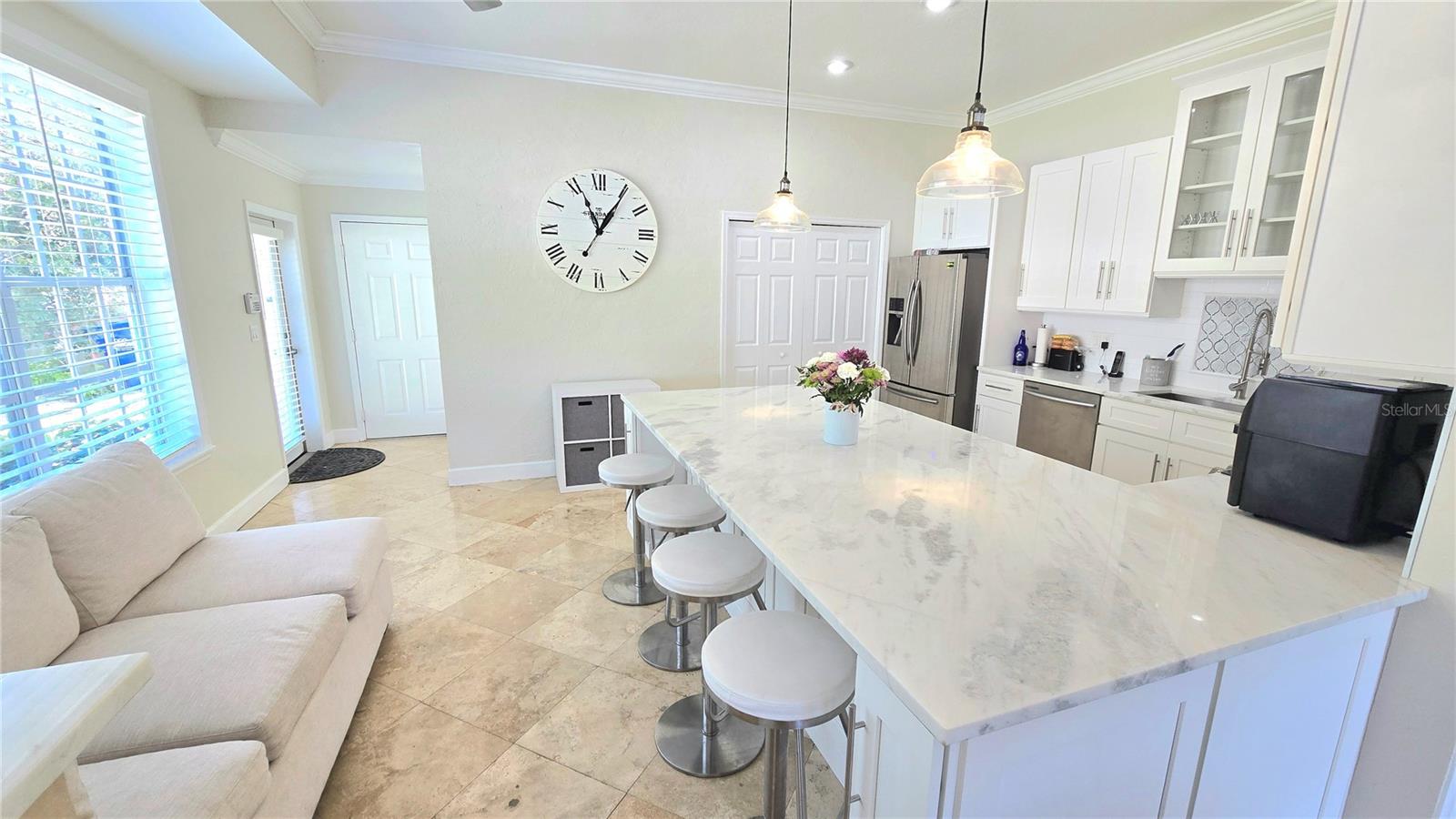 Image 2 of 31 For 1806 Lago Vista Boulevard