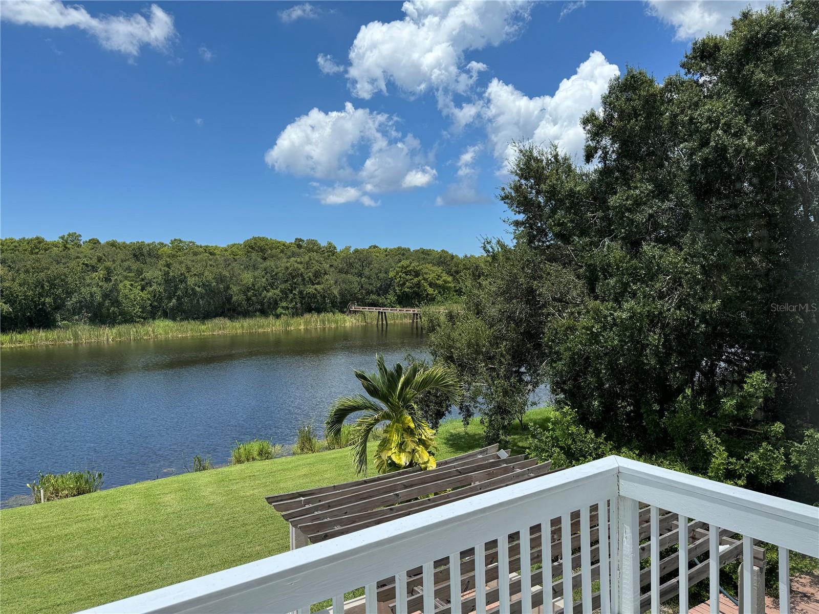 Image 20 of 31 For 1806 Lago Vista Boulevard