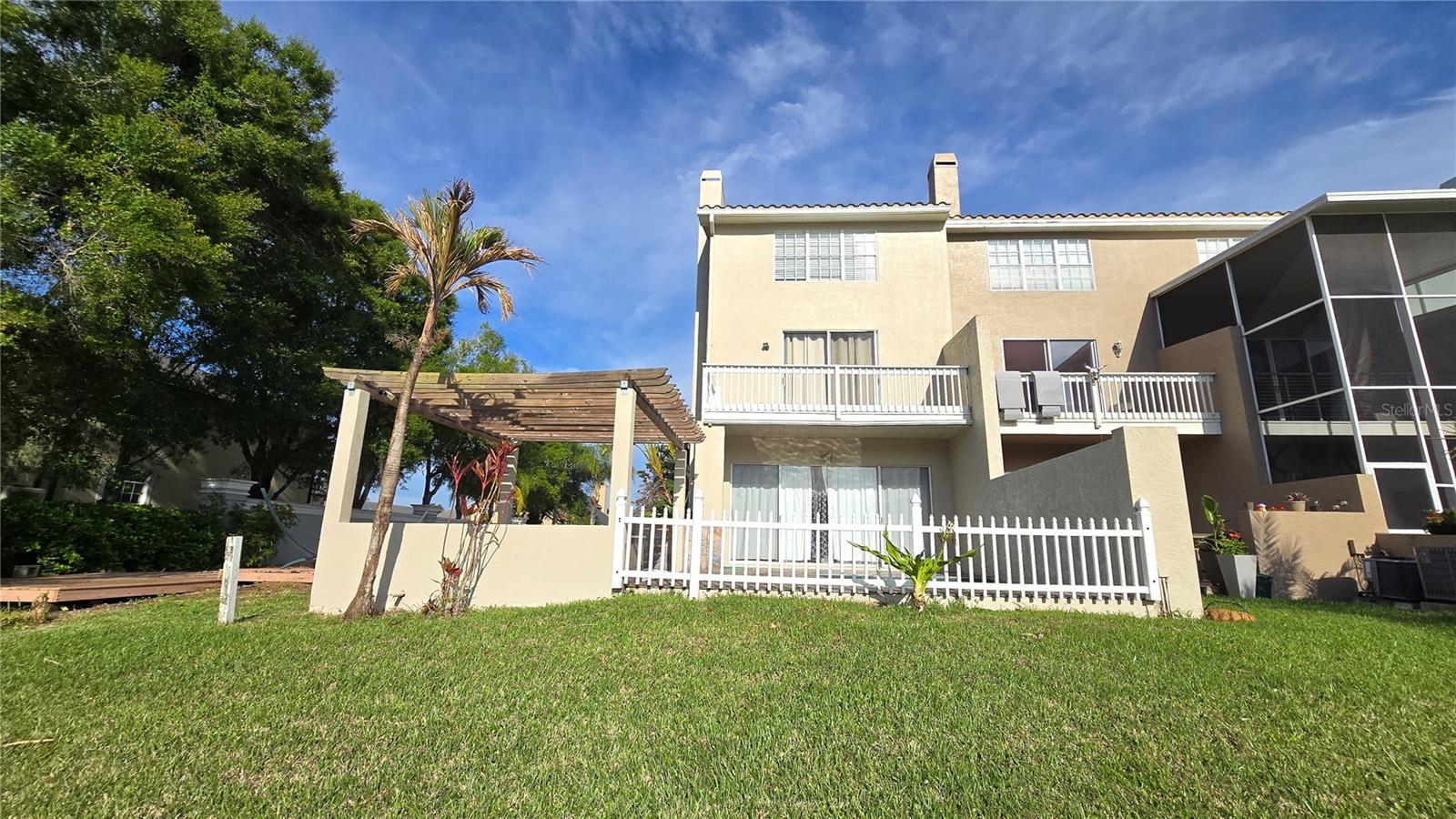 Image 24 of 31 For 1806 Lago Vista Boulevard